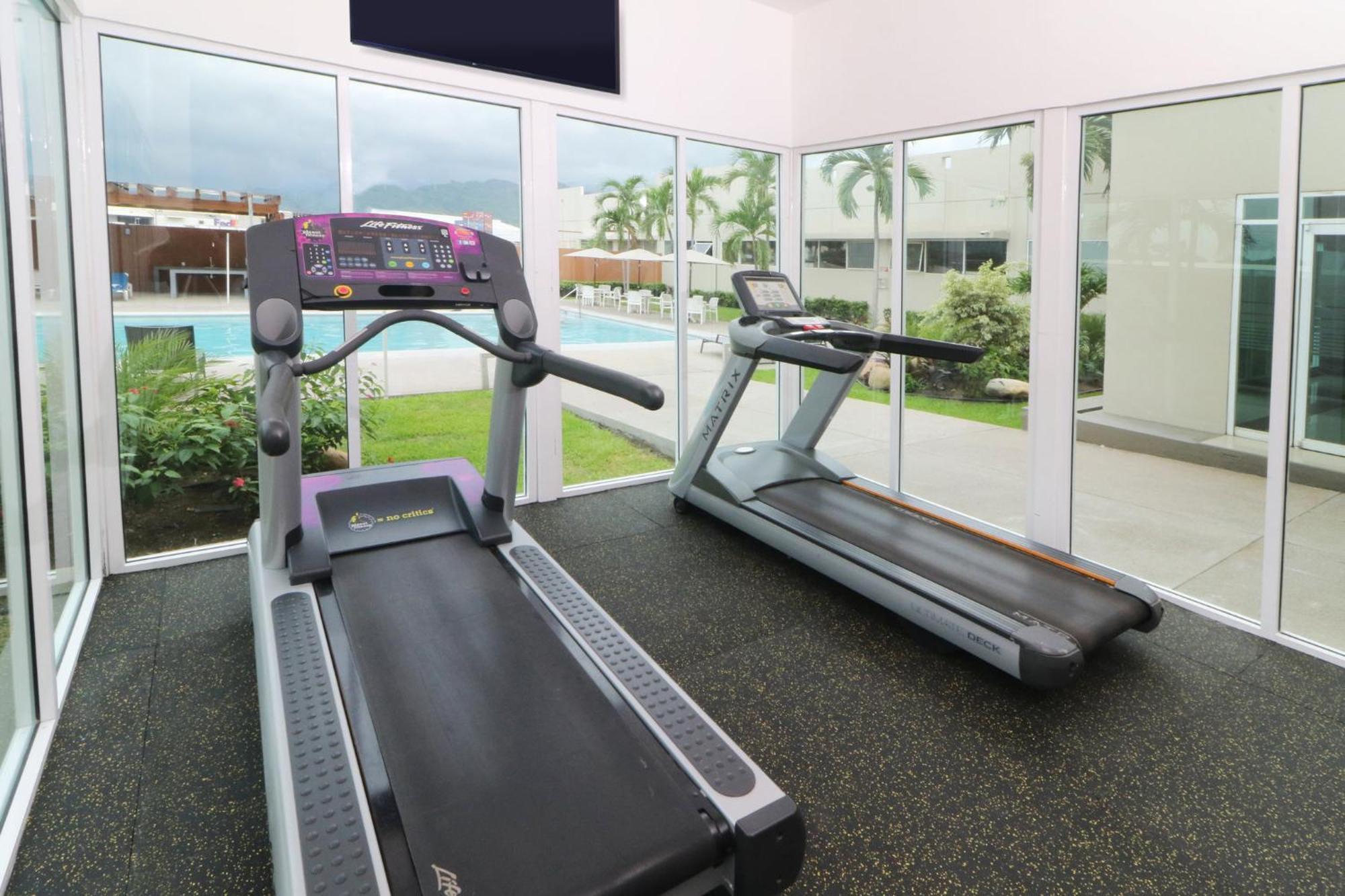 Holiday Inn Express Manzanillo By Ihg Экстерьер фото