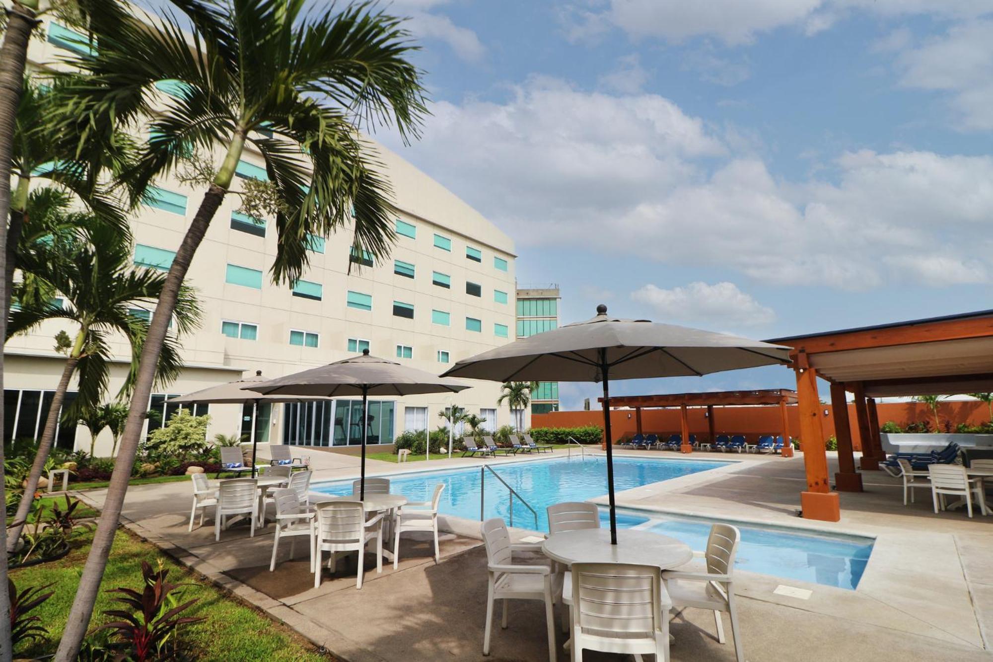 Holiday Inn Express Manzanillo By Ihg Экстерьер фото
