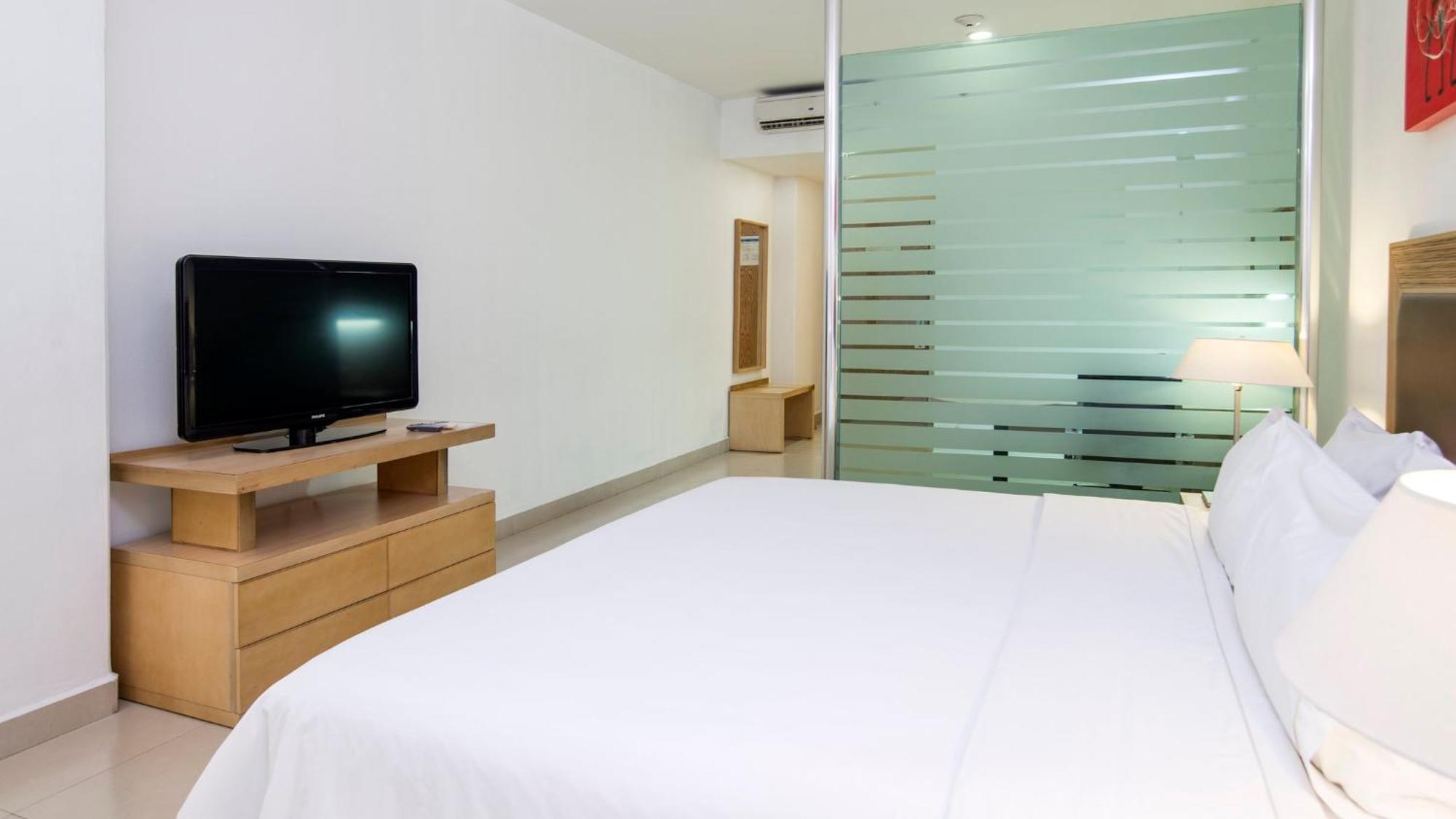 Holiday Inn Express Manzanillo By Ihg Экстерьер фото